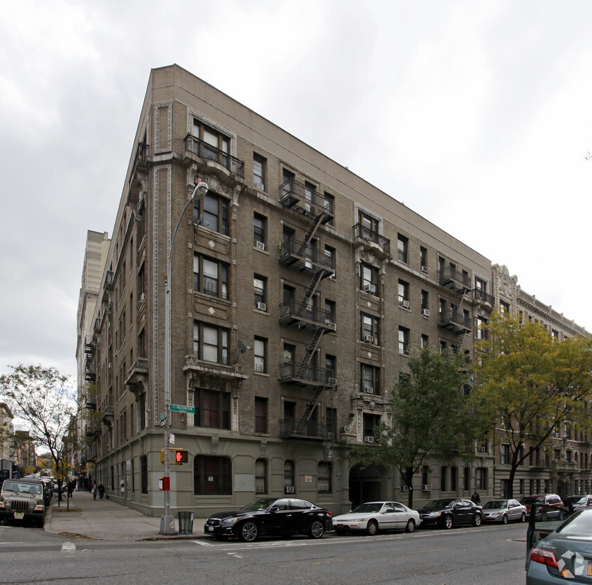 46-52 Fort Washington Ave, New York, Ny 10032 - Apartments In New York 