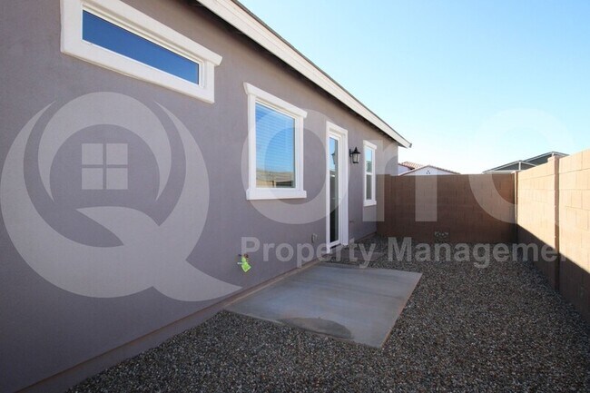 Foto del edificio - 941 W Treasure Trl