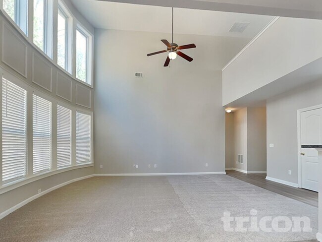 Building Photo - 1317 Preserve Park Dr