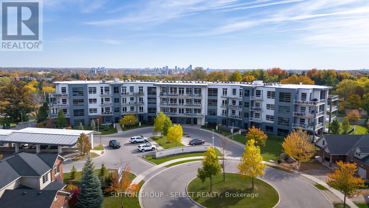 Primary Photo - 1705-1705 Fiddlehead Pl
