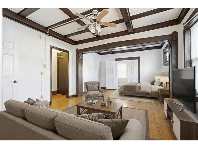 Foto del edificio - 604 Holly Ave