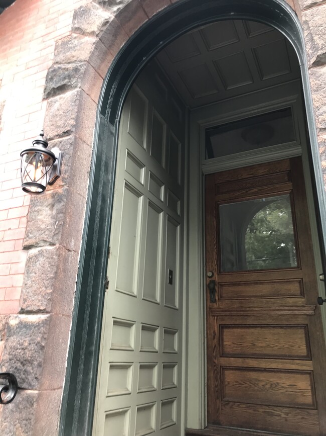 Foto del edificio - 41 S Lake Ave