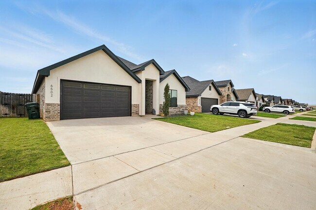 Building Photo - 6502 Stadium Dr