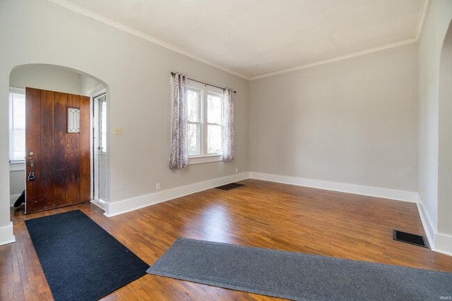 Building Photo - 1014 Elmwood Ave