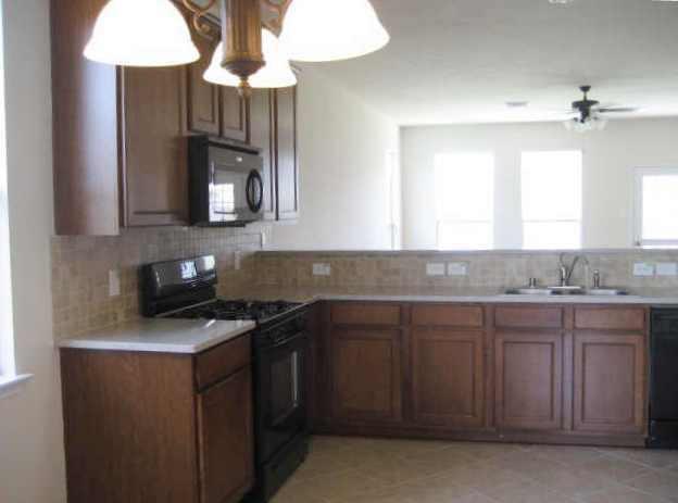 Foto del edificio - 7419 Sabinal Creek Dr