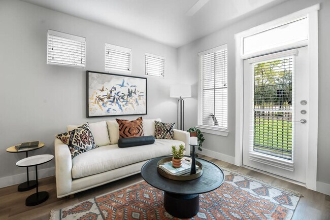 Building Photo - Urban Sophistication: Luxury Living in the...