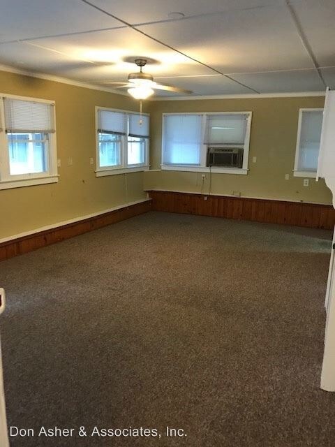 Foto del edificio - 1 br, 1 bath House - 633 N. Summerlin