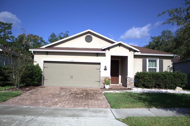 Foto del edificio - 3287 Macintosh Rd