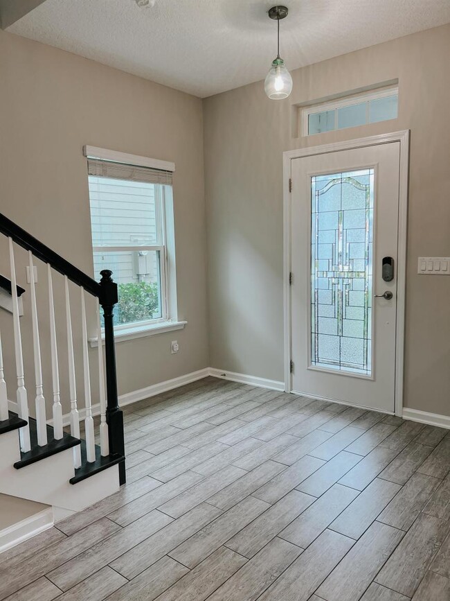 Building Photo - 3 bedroom in Saint Johns FL 32259