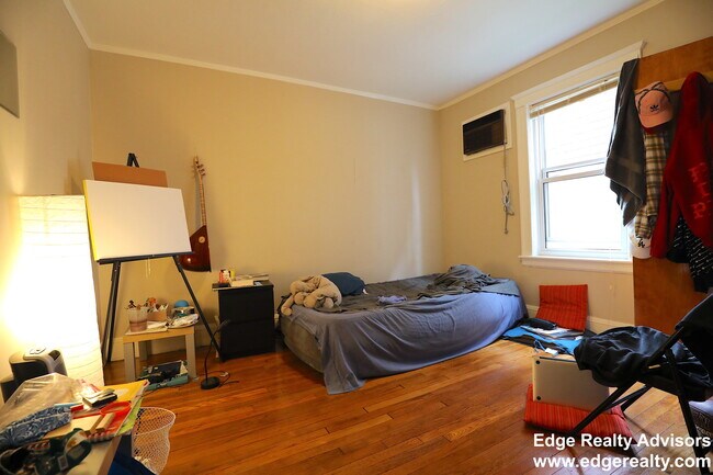 Building Photo - 86 Beechcroft St