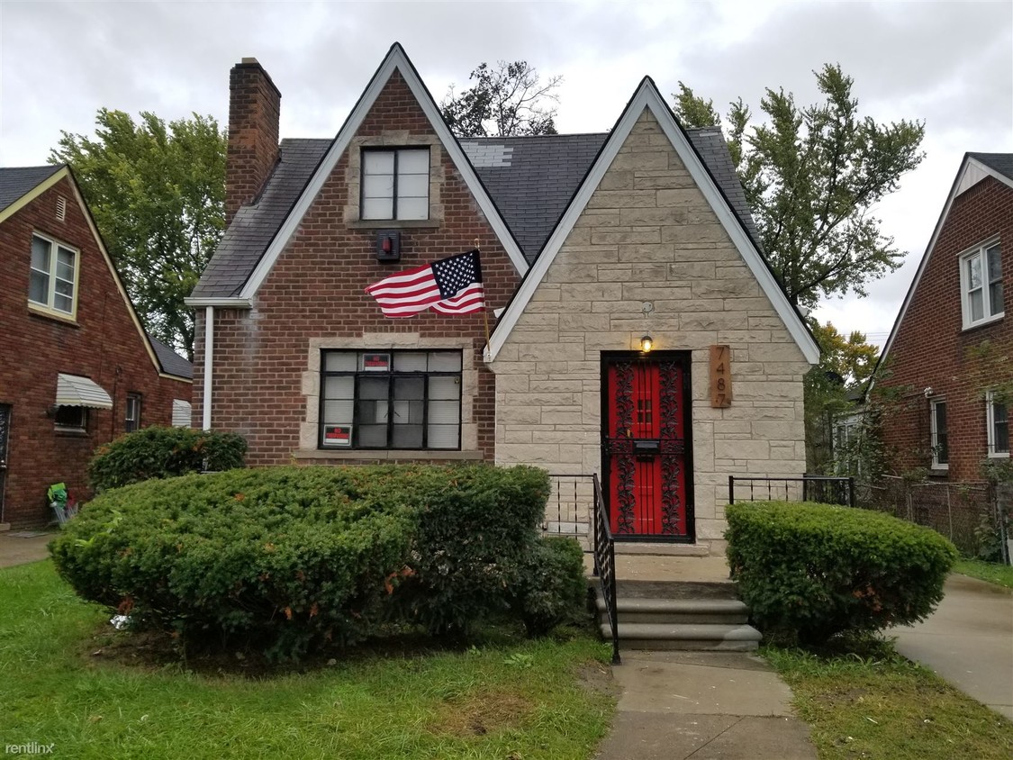 Primary Photo - 3 br, 1.5 bath House - 7487 W Outer Dr