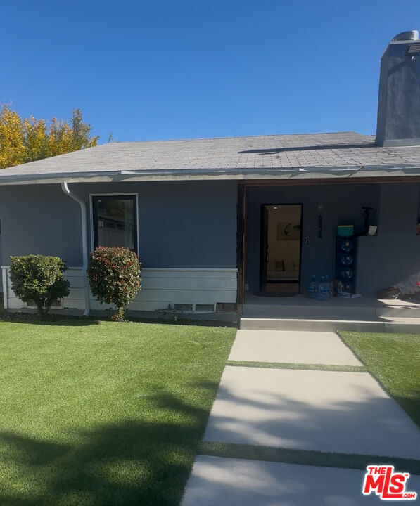 Foto principal - 6824 Chimineas Ave