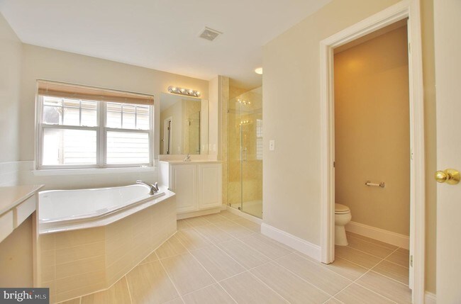 9111 Stonegarden Dr Lorton Va 22079 House For Rent In Building Photo 9111 Stonegarden Dr