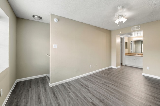 Building Photo - Copper Ridge