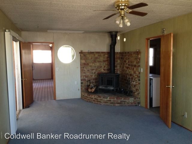 Building Photo - 59233 Memory Ln