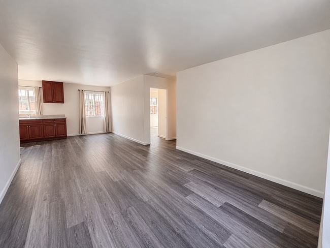 sala de estar/comedor - 4825 Pickford St