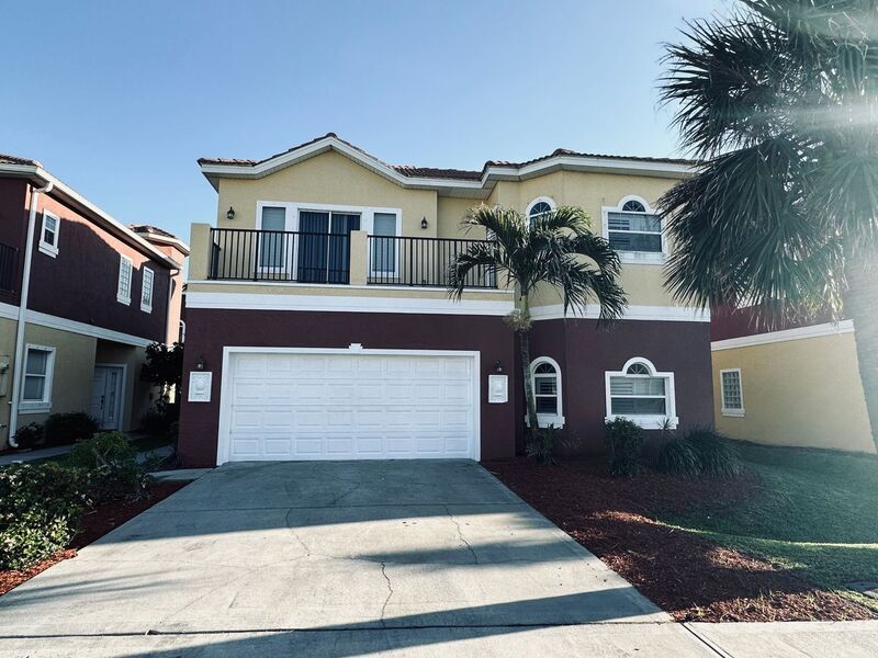14 South Ct, Indialantic Beach, FL 32903 Townhome Rentals in