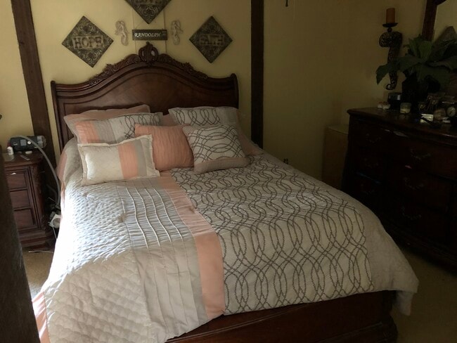 Master bedroom downstairs - 7426 Phelan Rd