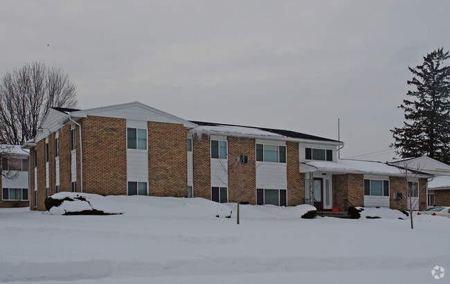 Building Photo - 21 Winston Dr