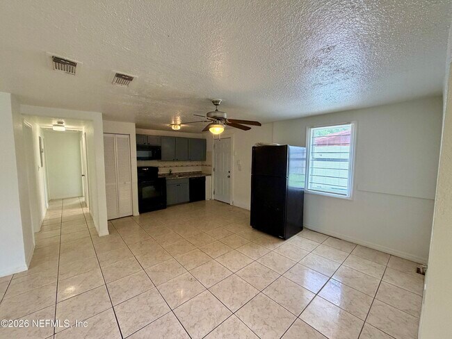 Foto del edificio - 5903 Droad St