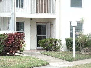 Building Photo - 5445 Peppertree Dr