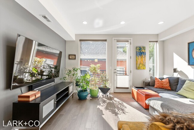 Foto del edificio - 3 br, 2.5 bath House - 4030 N Tejon St, UN...