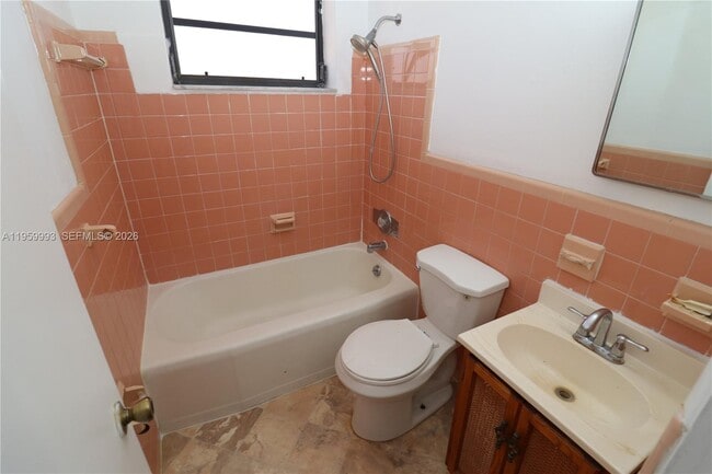 Building Photo - 1206 N 22nd Ave