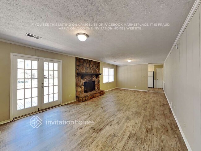 Foto del edificio - 5491 Four Winds Dr SW