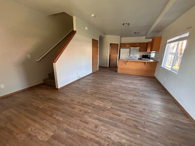 Foto del edificio - 1415 E Maple St