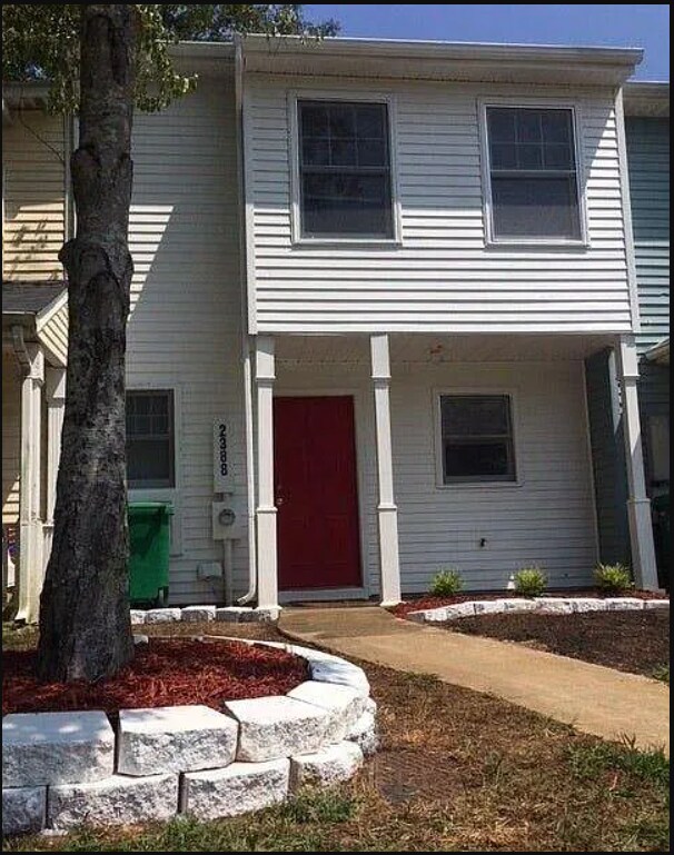 Exterior/Front Entrance - 2388 Cove Rd