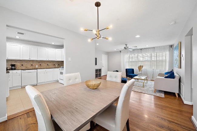 Photo - 3237 Rosedale St Apartment