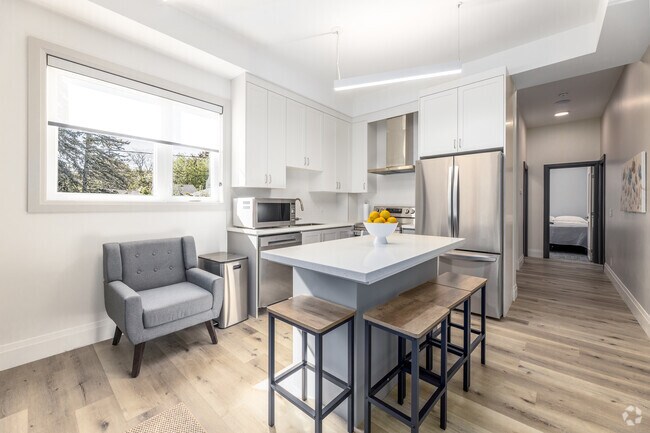 6 chambres, 3 salles de bain - 167 m² - Cuisine/Salon - Campus Gate Residence's