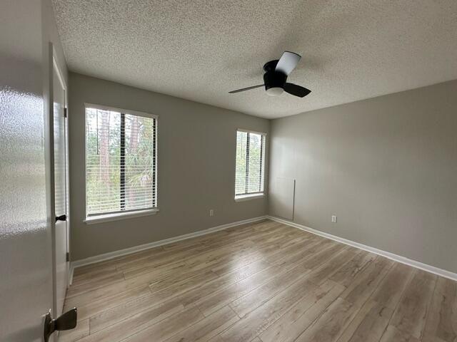 Building Photo - 3595 Sable Palm Ln, unit f
