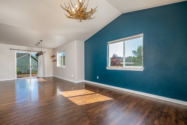 Foto del edificio - 402 Mill Creek Ct