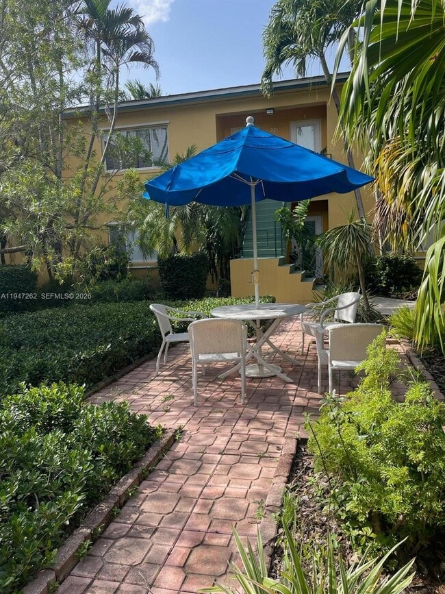 Foto del edificio - 717 NE 16th Ave