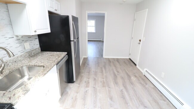 Foto del edificio - 139 Litchfield Pines Dr