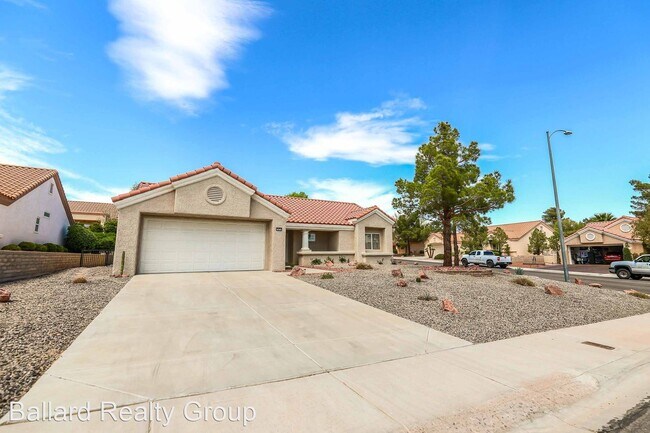 Foto del edificio - 2 br, 2 bath House - 2829 Greenview Court