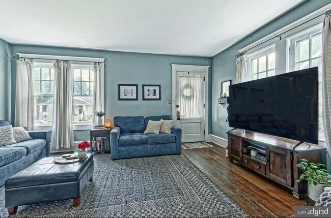 Foto del edificio - 118 Grandview Ave