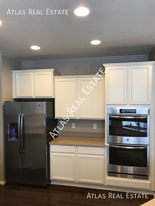 Foto del edificio - 13775 Spruce Way
