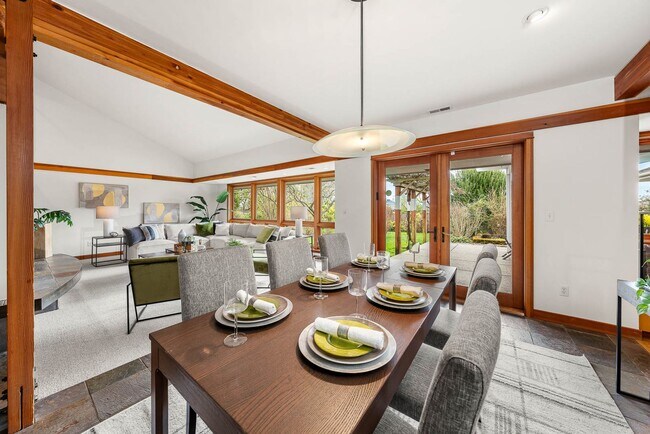 Building Photo - CLICK "REQUEST A TOUR" NOW!