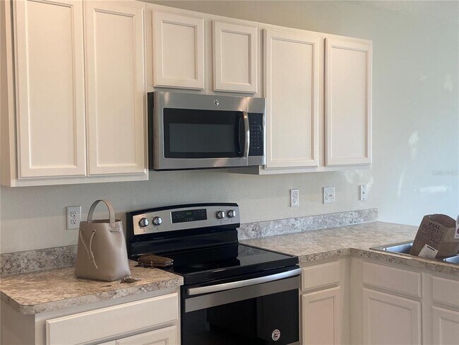 Foto del edificio - 674 Peyton Brooke Wy