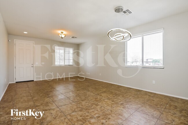 Foto del edificio - 10463 S Cutting Horse Dr