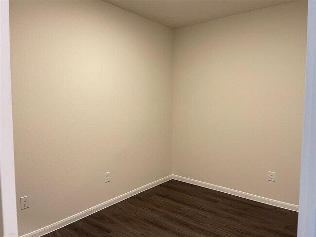 Foto del edificio - 6407 Franklin View Ln
