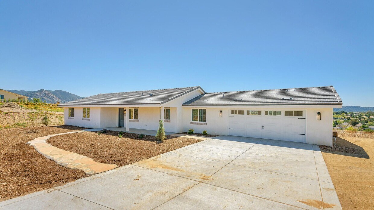 Primary Photo - New Home in Valley Center