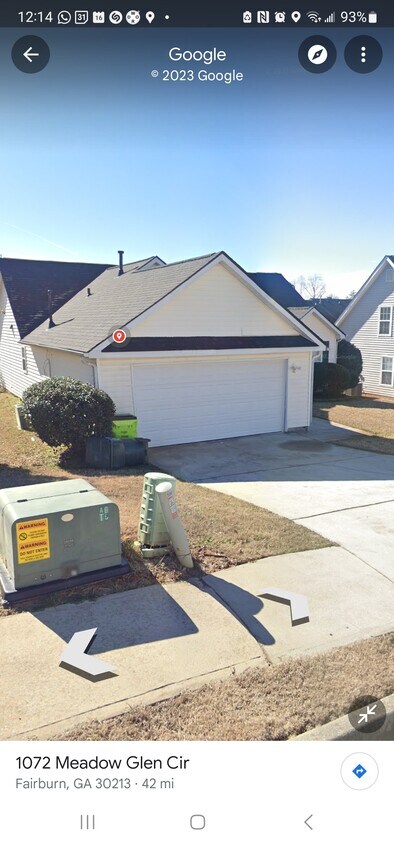 Ranch with 2 car garage - 1072 Meadow Glen Cir
