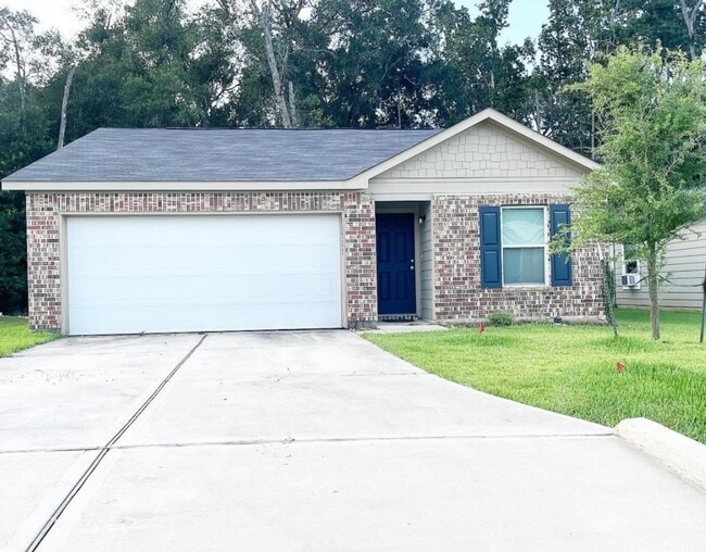 Building Photo - 15717 Del Norte Dr