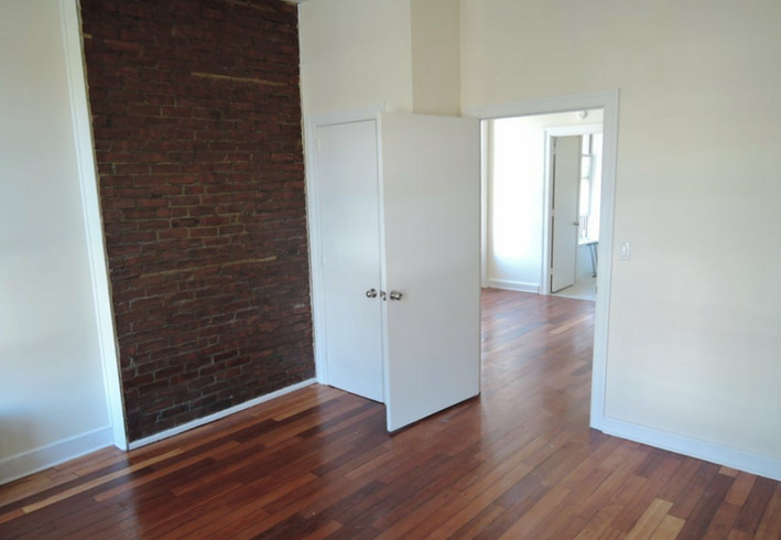 Primary Photo - 408 Bushwick Ave