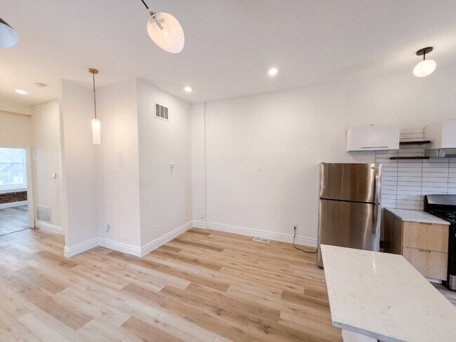 Foto del edificio - 2857 S 18th St