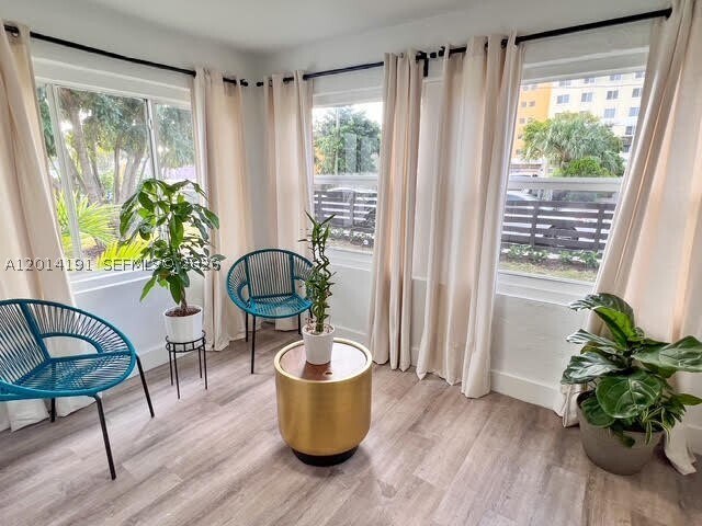 Foto del edificio - 1025 NW 55th St