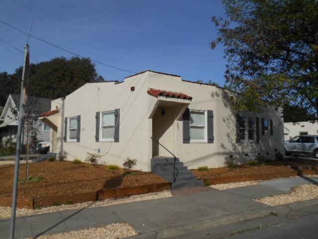 Primary Photo - 803 Wheeler St